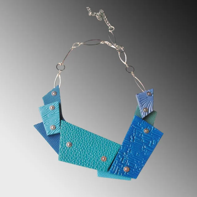 Fractured Monolith necklace FMRS11