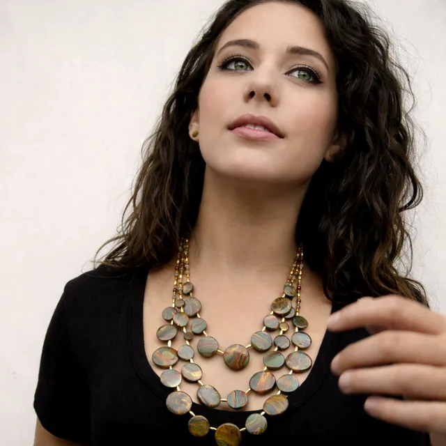 Curved Resonance necklace CRSC16