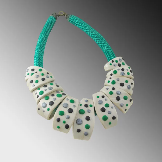 Curved Resonance necklace CRCC2